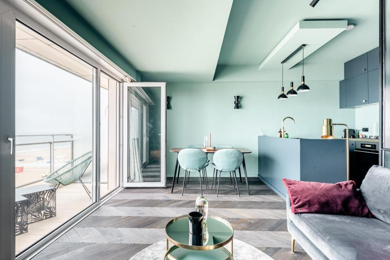Luxueuze Suite Met Frontaal Zeezicht Кнокке-Хейст Экстерьер фото